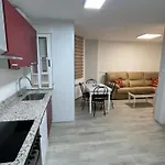 Piso Turistico Avda Del Castillo *